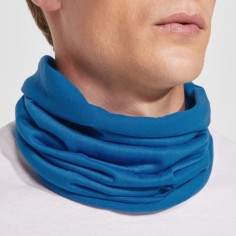 Braga para cuello multifuncional, de corte recto y diseño tubular.