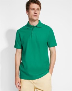 Polo de manga corta, con cuello acanalado