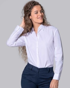 Camisa casual e de negócios...